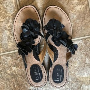 Size 8 b.o.c Born Flip Flops